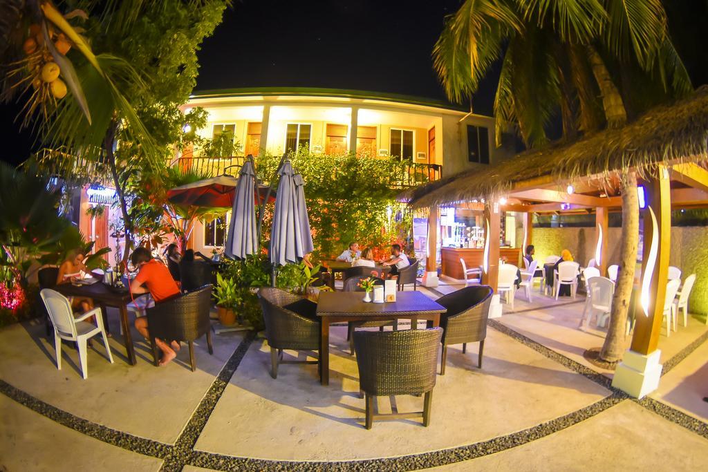 Casadana Hotel Thulusdhoo Exterior photo
