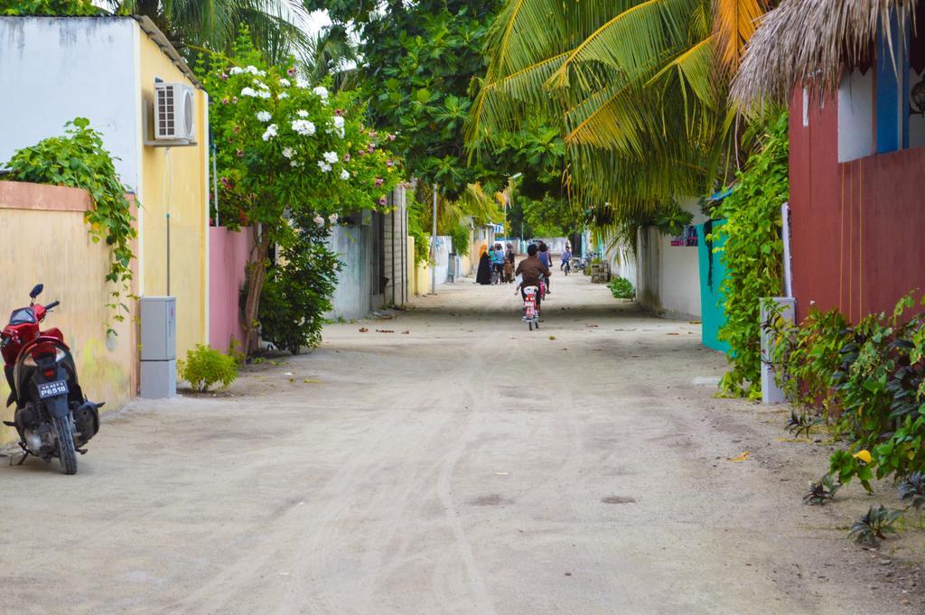 Casadana Hotel Thulusdhoo Exterior photo